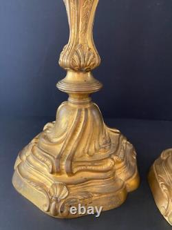 Paire de Bougeoirs de style Louis XV en BRONZE DORÉ XIXème Signés F. BARBEDIENNE