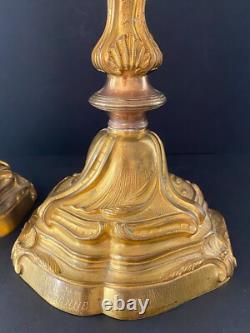 Paire de Bougeoirs de style Louis XV en BRONZE DORÉ XIXème Signés F. BARBEDIENNE