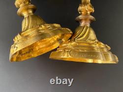Paire de Bougeoirs de style Louis XV en BRONZE DORÉ XIXème Signés F. BARBEDIENNE