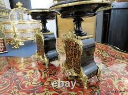 Paire de Cassolettes en marqueterie Boulle et en Bronze époque Napoléon III