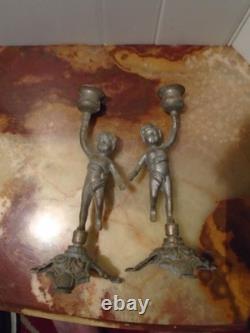 Paire de bougeoirs anciens en bronze doré époque Napoléon III (vers 1850-1880)