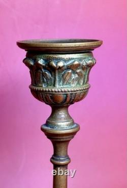 Paire de bougeoirs en bronze doré signés Alfred Daubrée, Napoléon III