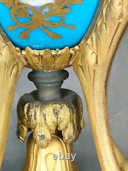 Paire de cassolettes bronze doré vase bleu Sèvres