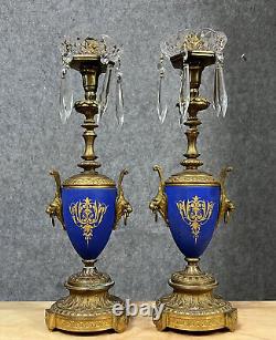 Paire de chandeliers époque Napoléon III en bronze doré et porcelaine de Sévres