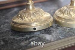Paire de flambeaux en bronze doré Napoléon III, dans le goût Louis XVI