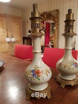 Paire de lampe à petrole ancienne, porcelaine et bronze Napoléon III