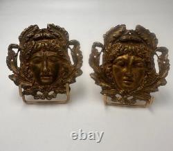 Paire de mascarons décoratifs en bronze XIXe éléments de meubles