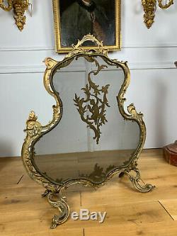 Pare Feu D'époque Napoléon III En Bronze Doré De Style Louis XV