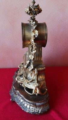 Pendule Napoléon III bronze doré et porcelaine