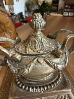 Pendule borne en bronze/laiton fin XIXeme