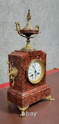 Pendule borne époque Napoléon III en marbre griotte et bronze doré vers 1880