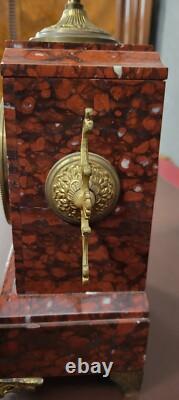 Pendule borne époque Napoléon III en marbre griotte et bronze doré vers 1880