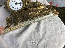 Pendule de cheminée XIXe Napoléon III bronze doré MADE in italy