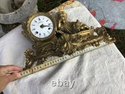 Pendule de cheminée XIXe Napoléon III bronze doré MADE in italy