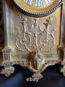 Pendule en bronze doré/patiné mascaron/cassolette Louis XVI / Napoléon III/XIXe