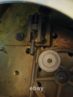 Pendule en bronze doré/patiné mascaron/cassolette Louis XVI / Napoléon III/XIXe