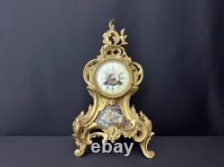 Pendule en bronze et émail cloisonné style Napoléon III, début XXe siècle