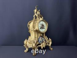 Pendule en bronze et émail cloisonné style Napoléon III, début XXe siècle