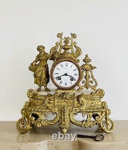 Pendule époque Napoleon III, Sujet La Vigneronne, Mouvement MONS du BOURS 1878