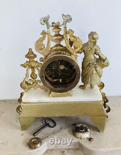 Pendule époque Napoleon III, Sujet La Vigneronne, Mouvement MONS du BOURS 1878