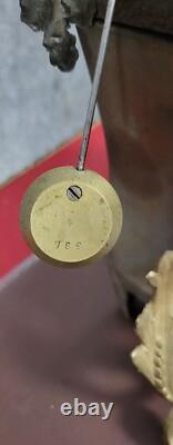 Pendule époque Napoléon III en marbre, bronze et régule vers 1880