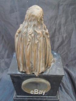Pendule marbre sculpture bronze Sainte Marie Madeleine époque 19ème Napoleon III