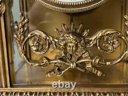 Pendule vitrée en bronze doré époque Napoléon III, BONNET & POTTIER
