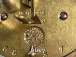 Pendule vitrée en bronze doré époque Napoléon III, BONNET & POTTIER