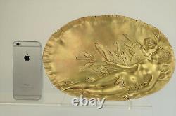 Plaque bronze signée Vernier vide poche art nouveau. Vénus Cupidon, empty pocket