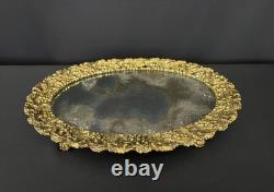 Plateau ovale en bronze ciselé et doré XIXe siècle