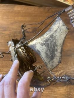 Présentoir Napoléon III Cave à Vin Ancien Bronze Doré Bateau Globe de Marié