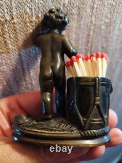 Pyrogène en Bronze Enfant Musicien au Tambour