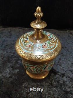 Rare Pot couvert en émail cloisonné et bronze H 14.5 cm, France, Napoléon III