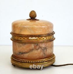 Rare VEILLEUSE en Albâtre et Bronze Ciselé et Doré d'Epoque Napoléon III
