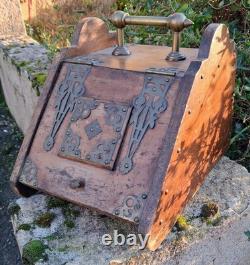 SCEAU A CHARBON ANGLAIS EN BOIS ET BRONZE D'EPOQUE VICTORIENNE XIX ème siècle