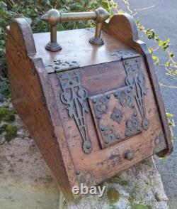 SCEAU A CHARBON ANGLAIS EN BOIS ET BRONZE D'EPOQUE VICTORIENNE XIX ème siècle