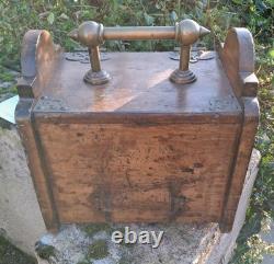 SCEAU A CHARBON ANGLAIS EN BOIS ET BRONZE D'EPOQUE VICTORIENNE XIX ème siècle