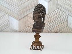 Sceau cachet en bronze Diane de Poitiers initiale EB 964A
