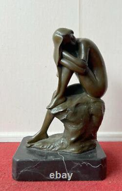 Sculpture en bronze époque seconde moitié XXeme siècle (R3)