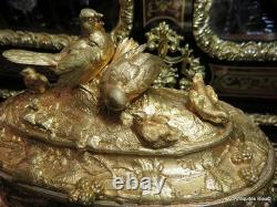 Signée LEBLANC Boite à bijoux en Bronze doré Epoque Napoléon III aux oiseaux