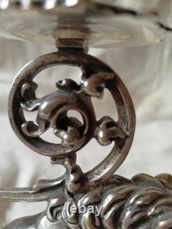 Splendide bougeoir XIXe en bronze argenté