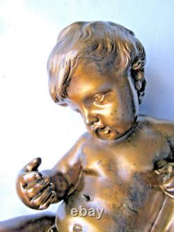 Statue de pendule en bronze, sculpture Napoléon III Angelot chérubin allongé