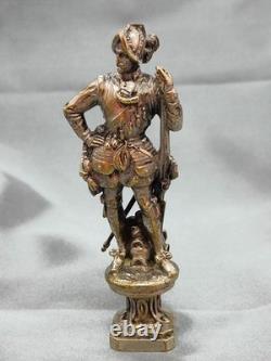 Superbe Cachet Sceau En Forme De Conquistador Ou Mousquetaire En Bronze Argenté
