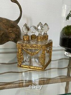 Superbe cave à parfum-4 flacons Napoléon III XIXeme bronze, CRISTAL BACCARAT