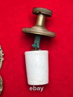 Superbe encrier à pompe signé Boquet XIXe siècle objet de collection