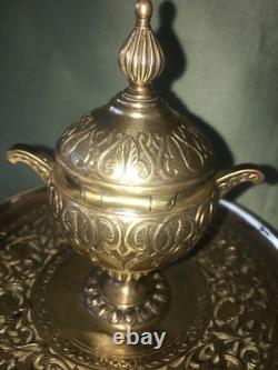 Superbe encrier bronze filigranés à décor d'oiseaux Napoléon III