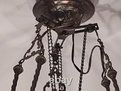 Suspension Napoléon III, XIX siècle, opaline verte, 7 lumières. Bon état