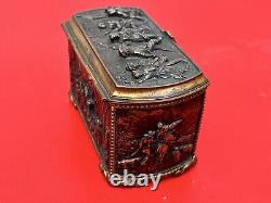 TRIEFUS & ETTLINGER Paris Box in 19th century gilded bronze carved, hallmarked