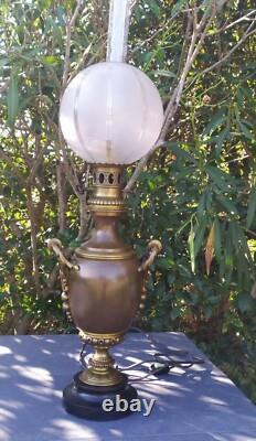 Très Grande Lampe à Pétrole en Bronze Complète XIXéme Napoléon III. Ancienne