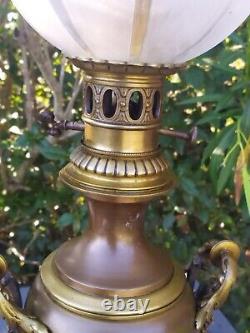 Très Grande Lampe à Pétrole en Bronze Complète XIXéme Napoléon III. Ancienne